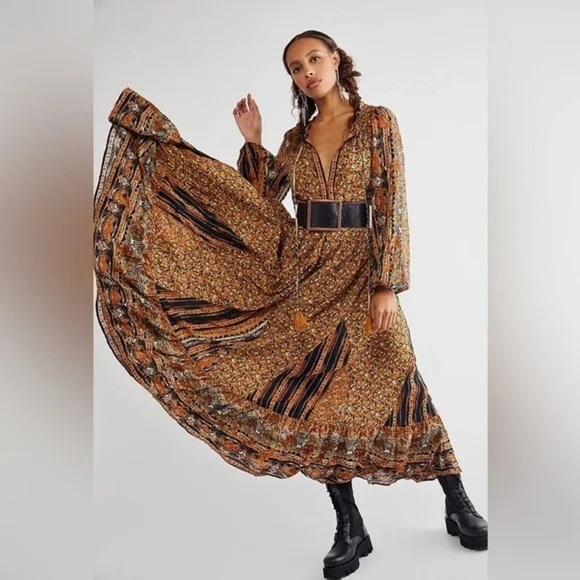 Free People Dresses & Skirts - Free People Maxi Dress 'Happy Feelings' Boho Peasant Long Flowy. Size S